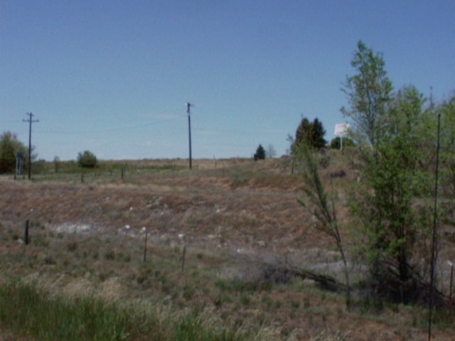 Looking north-west from mid-point frontage road 14 May '00